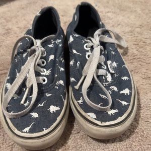 Dino Vans